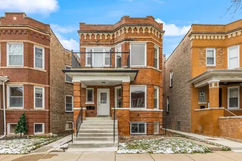 1039 N Menard Ave, Chicago, IL 60651