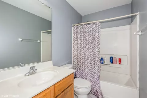 2676 Lindgren Trl, Aurora, IL 60503 photo 14