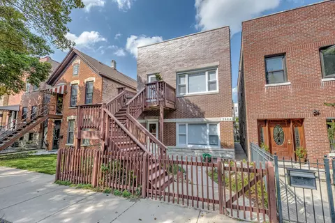 2604 W Superior St, Chicago, IL 60612