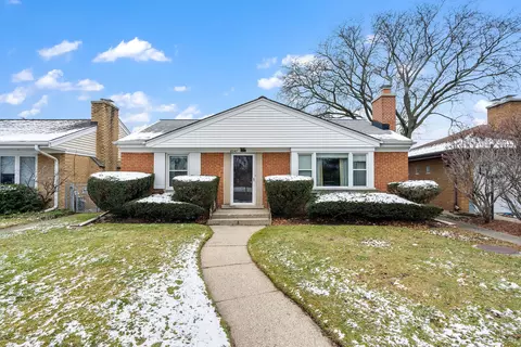 8042 Keystone Ave, Skokie, IL 60076