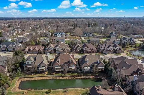 View/Area - 2024 Mackenzie Pl, Wheaton, IL 60187 photo 3 of 4