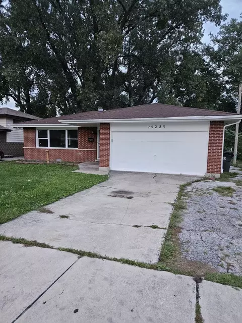 15223 University Ave, Dolton, IL 60419