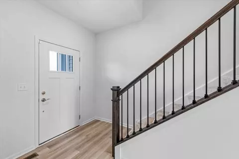 91 Sweetflag Cir, Elgin, IL 60124 photo 9
