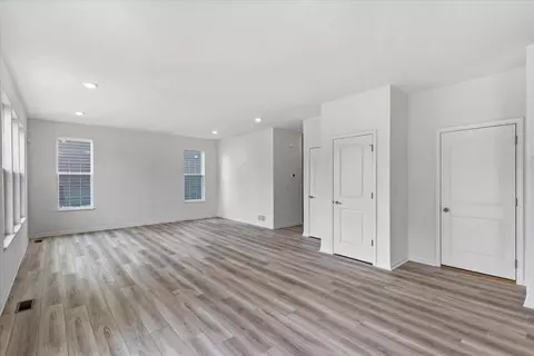 91 Sweetflag Cir, Elgin, IL 60124 photo 15