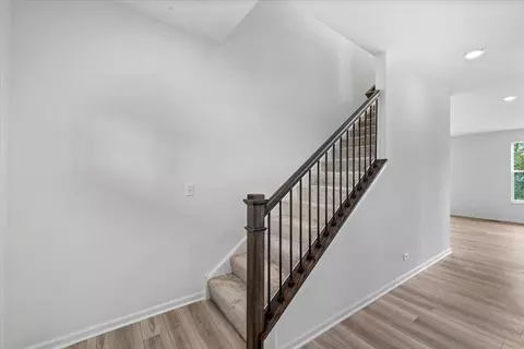 91 Sweetflag Cir, Elgin, IL 60124 photo 8