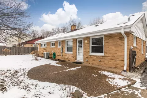 526 Short Ln, Glenview, IL 60025 photo 17