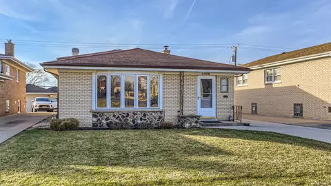 4408 N Ozanam Ave, Norridge, IL 60706