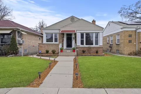 125 Morris Ave, Bellwood, IL 60104