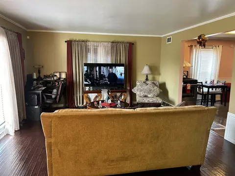 16241 Honore Ave, Markham, IL 60428 photo 3