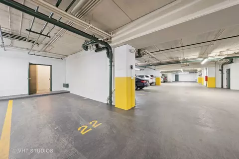 455 W Front St #303, Wheaton, IL 60187 photo 18