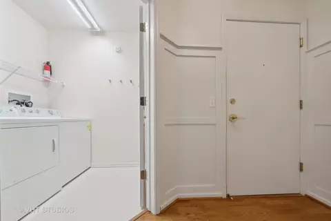 455 W Front St #303, Wheaton, IL 60187 photo 6