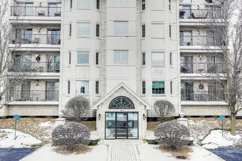11851 Windemere Ct #204, Orland Park, IL 60467
