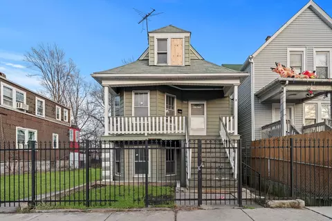 6121 S Honore St, Chicago, IL 60636