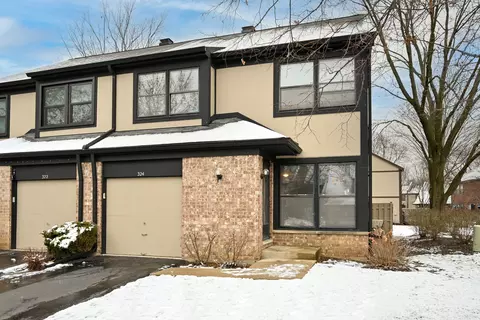 324 Forestway Ln, Wheeling, IL 60090