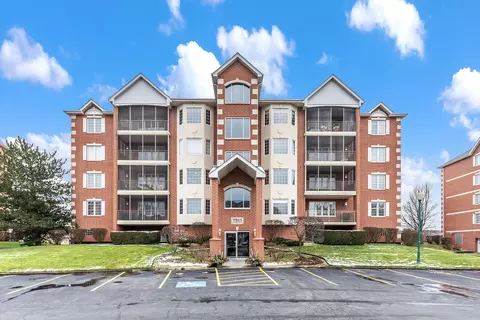 7911 Trinity Cir #1SW, Tinley Park, IL 60487