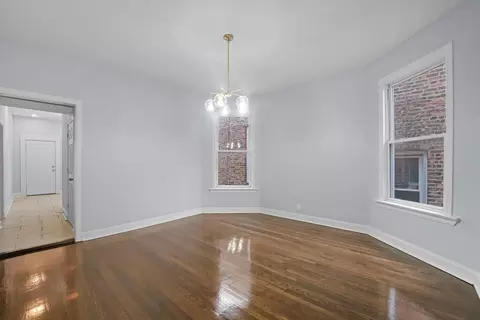 7215 S Champlain Ave, Chicago, IL 60619 photo 4
