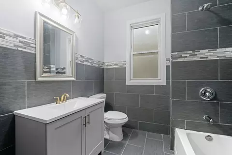 7215 S Champlain Ave, Chicago, IL 60619 photo 8