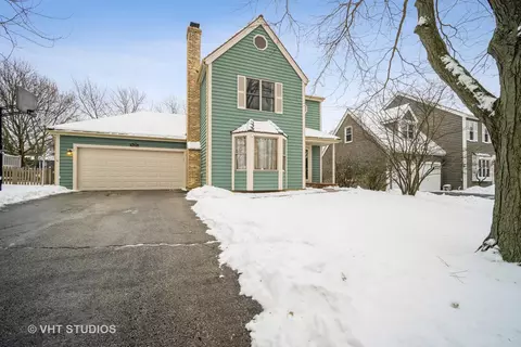 4575 Kings Way N, Gurnee, IL 60031
