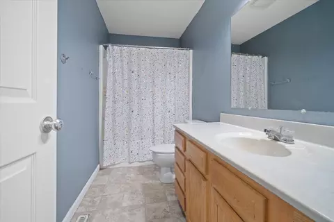 Bath - 412 Travis Dr, Carlock, IL 61725 photo 1 of 2