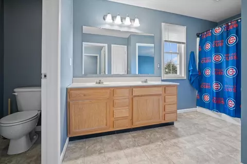 Bath - 412 Travis Dr, Carlock, IL 61725 photo 2 of 2