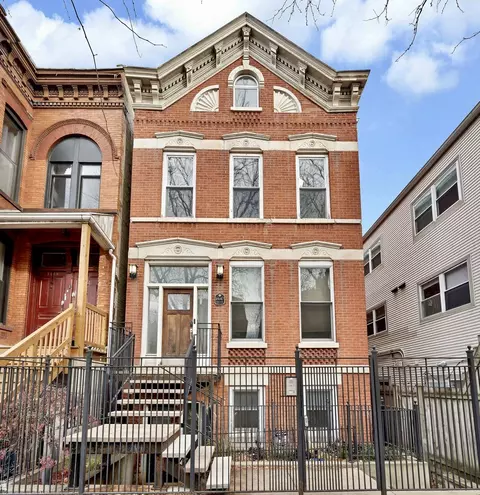 1447 N Wood St, Chicago, IL 60622
