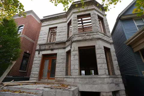 3919 N Hoyne Ave, Chicago, IL 60618