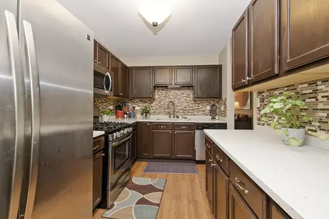 2008 S Austrian Pine St, Lockport, IL 60441 photo 4