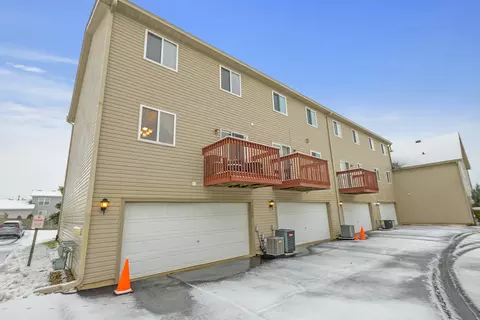 2008 S Austrian Pine St, Lockport, IL 60441 photo 17