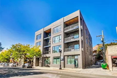 2024 W Irving Park Rd #401, Chicago, IL 60618