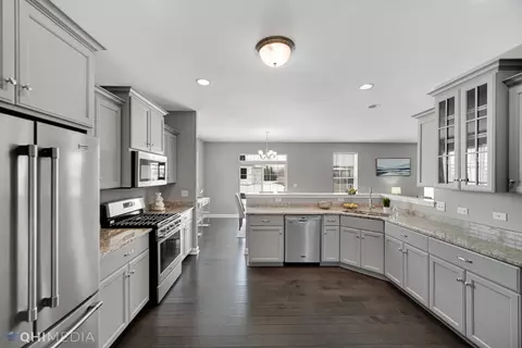 16432 S Mueller Cir, Plainfield, IL 60586 photo 9