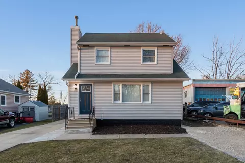 1418 North Ave, Aurora, IL 60505