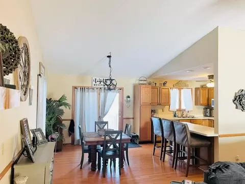 115 E Webb St, Sandwich, IL 60548 photo 3