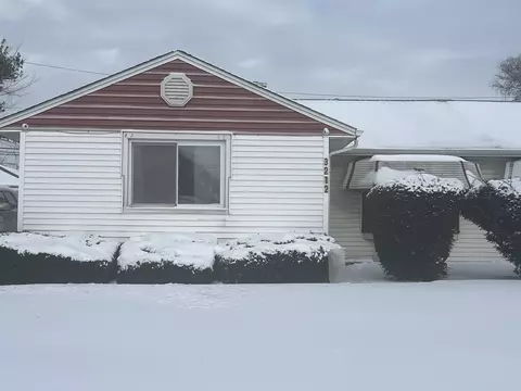3212 Hendricks Rd, Robbins, IL 60472