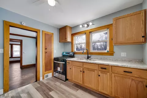1193 S 5th Ave, Kankakee, IL 60901 photo 8