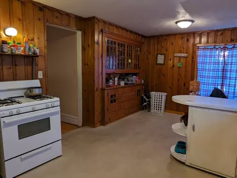 106 E Jefferson St, Freeport, IL 61032 photo 12