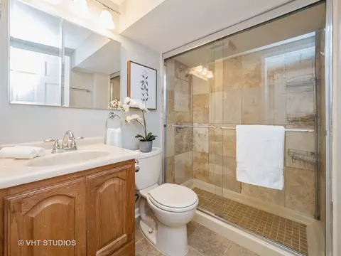 740 W Paddock Dr, Wheeling, IL 60090 photo 20