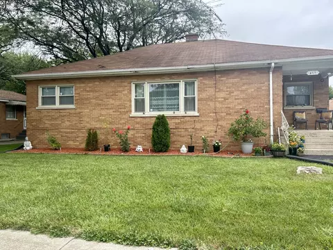 411 W 15th Pl, Chicago Heights, IL 60411