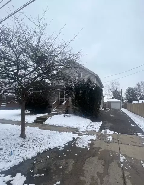 1211 Liberty St, Aurora, IL 60505