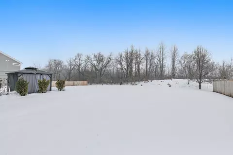858 Marlisle Ct, Elgin, IL 60124 photo 32