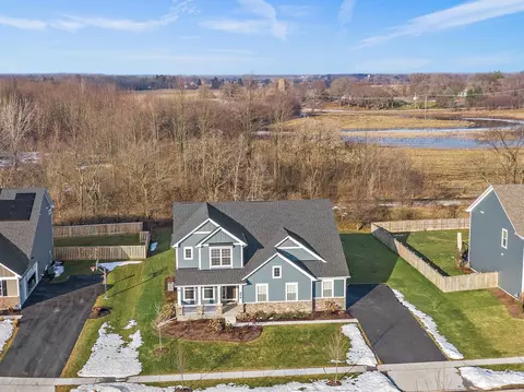 858 Marlisle Ct, Elgin, IL 60124 photo 44