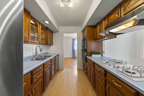 1785 Windsor Dr, Wheaton, IL 60189 photo 7