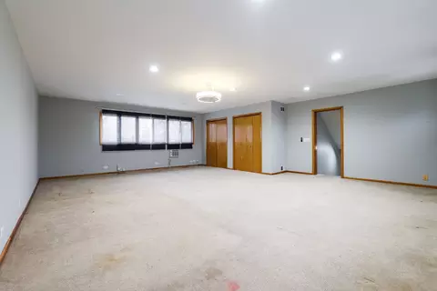 1442 Phoenix Dr, Des Plaines, IL 60018 photo 30