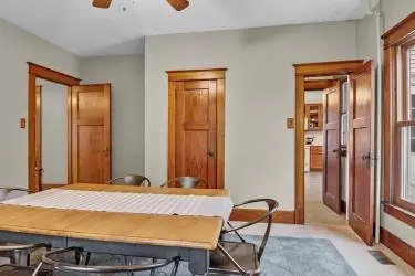 314 E Jefferson St, Clinton, IL 61727 photo 7