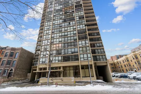 1540 N La Salle St #1801, Chicago, IL 60610