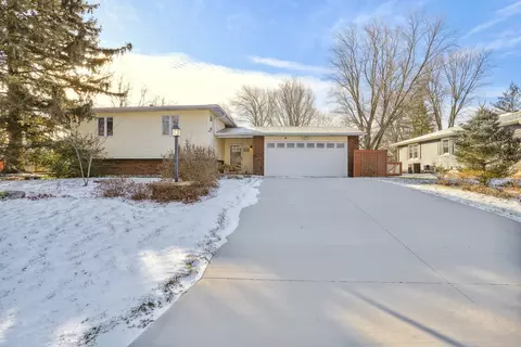 2505 Valkar Ln, Champaign, IL 61822