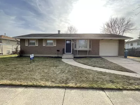 1319 E 156th St, South Holland, IL 60473