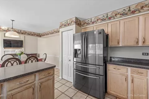 460 Topaz Ln, Bartlett, IL 60103 photo 15