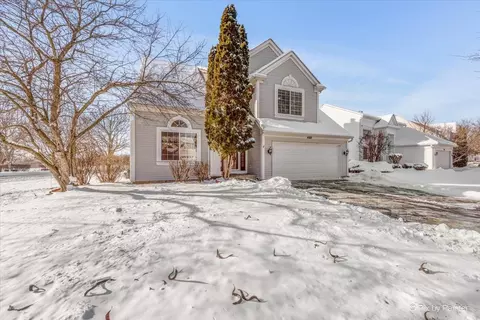 460 Topaz Ln, Bartlett, IL 60103