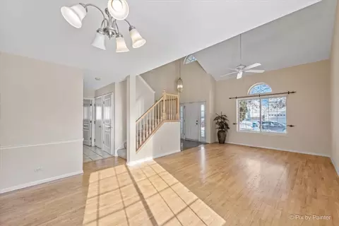 460 Topaz Ln, Bartlett, IL 60103 photo 11
