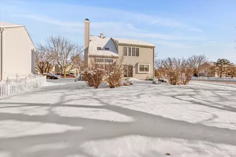 460 Topaz Ln, Bartlett, IL 60103 photo 6